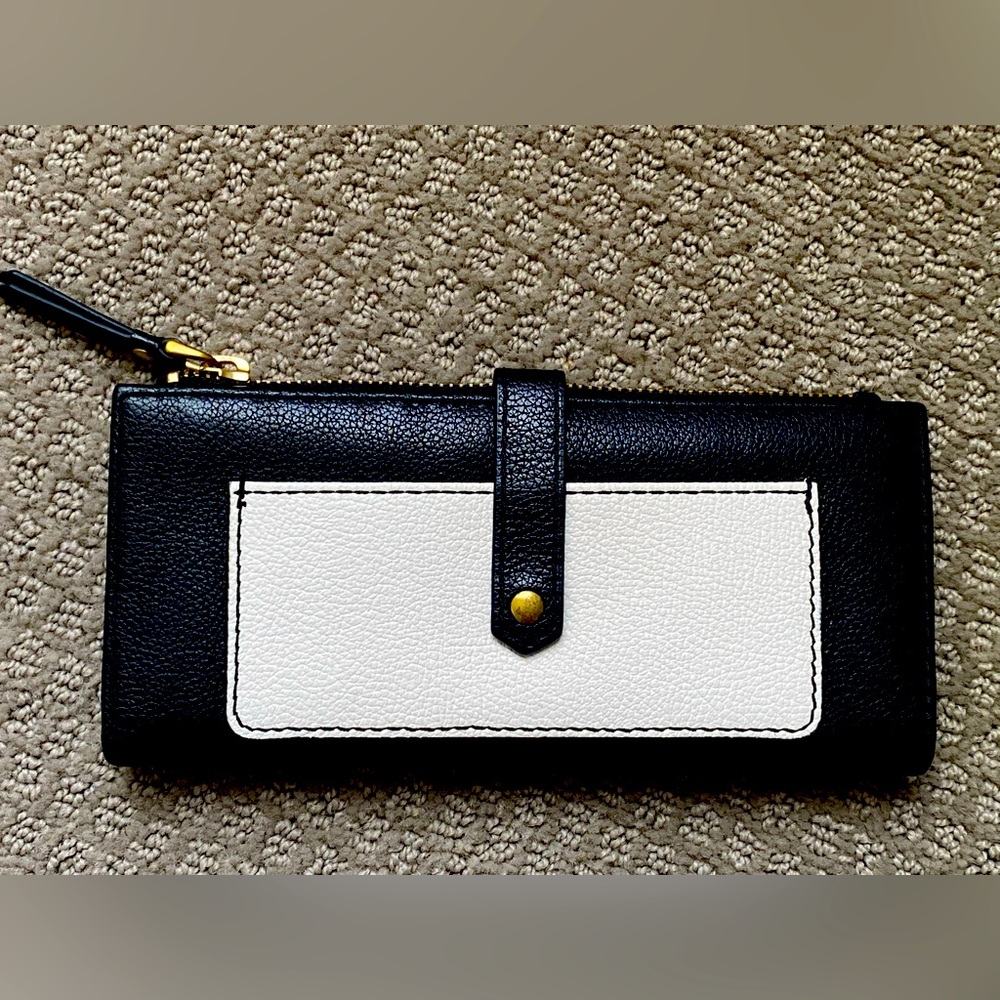 Fossil wallet